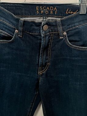✨ Escada Sport Linda Dark Blue Straight Leg Jeans - Size 34